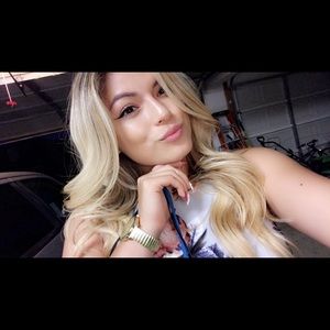 Meet your Posher, Angelina